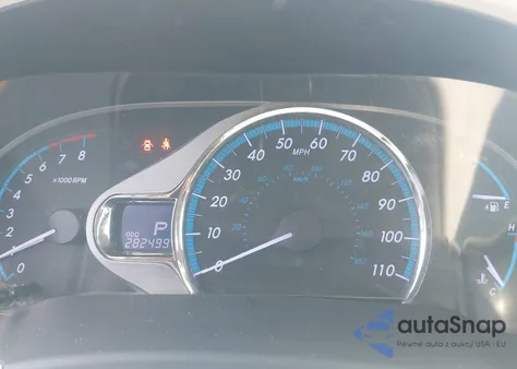 2011 Toyota Sienna Xle V6 z USA, uszkodzony, nr VIN 5TDYK3DC3BS119342